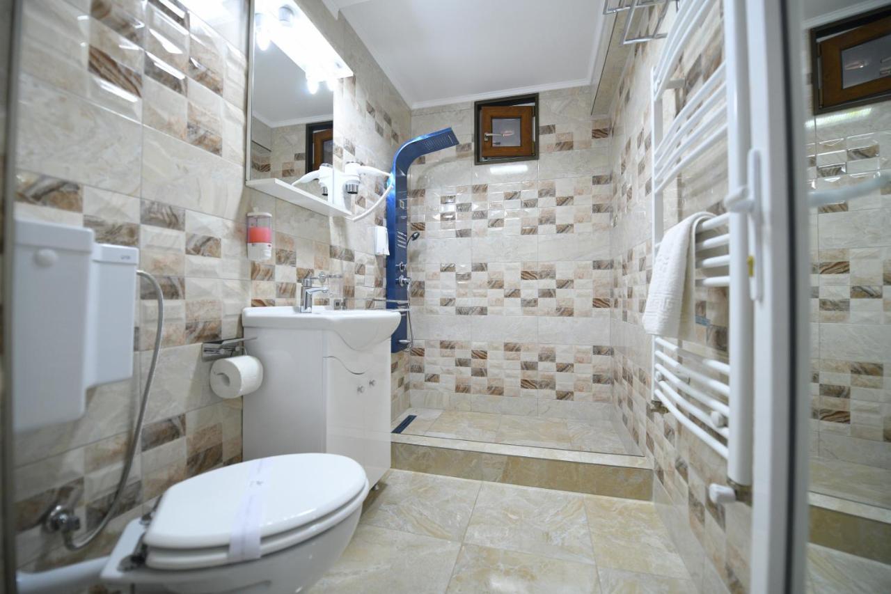 Apartament Trident Хацег Экстерьер фото
